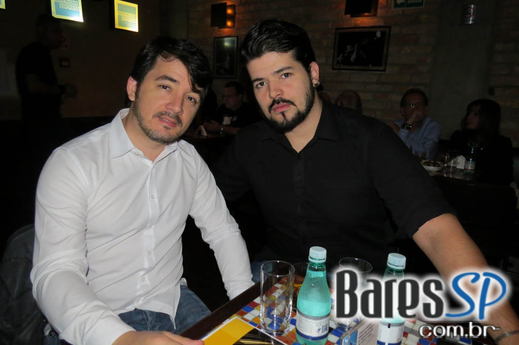 Elza Soares se apresentou no Tom Jazz com o espetáculo inovador Elza Soares se apresentou no Tom Jazz com o espetáculo inovador