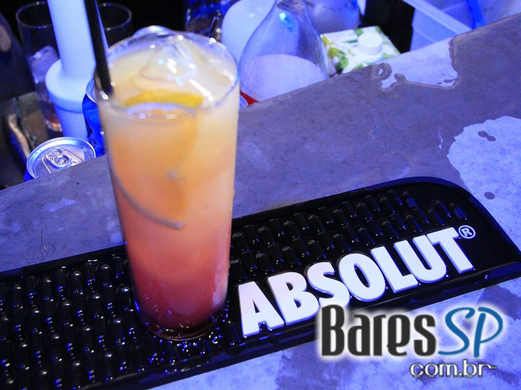 Absolut se transformou com instalação inspirada em obras Absolut se transformou com instalação inspirada em obras