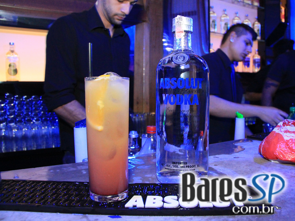 Absolut se transformou com instalação inspirada em obras Absolut se transformou com instalação inspirada em obras