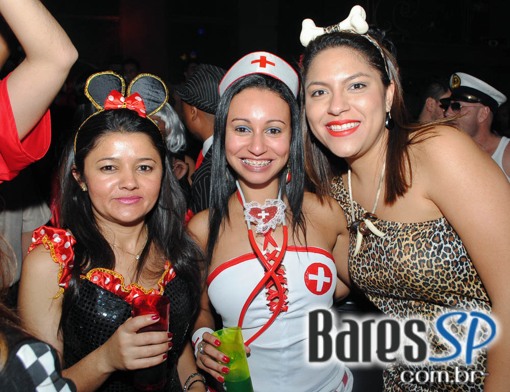 28º Caxorro Loco 2014 com festa Open Bar à fantasia no Via Matarazzo 28º Caxorro Loco 2014 com festa Open Bar à fantasia no Via Matarazzo