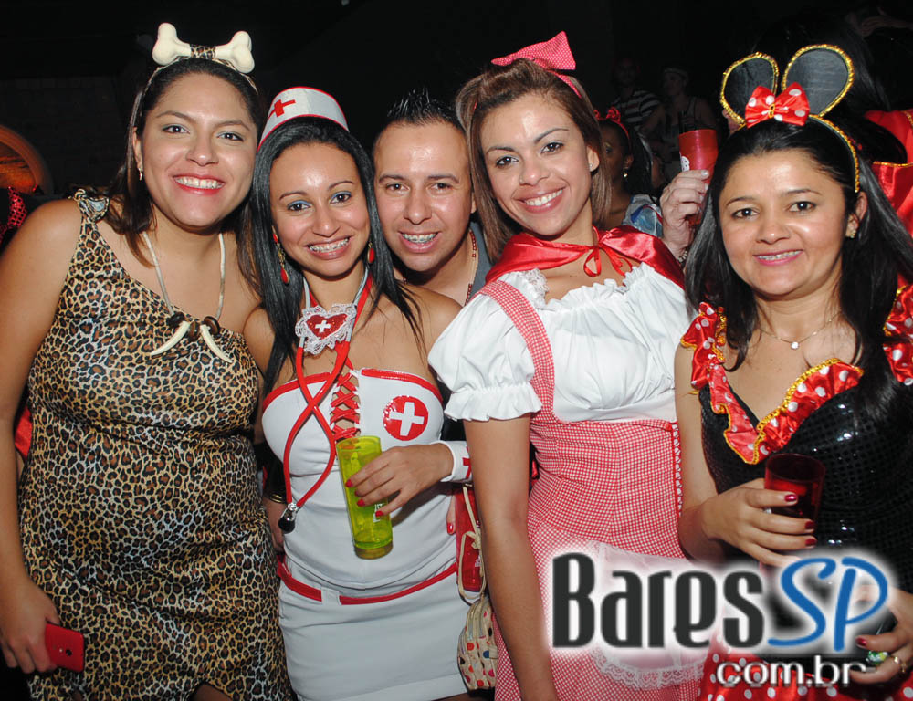 28º Caxorro Loco 2014 com festa Open Bar à fantasia no Via Matarazzo 28º Caxorro Loco 2014 com festa Open Bar à fantasia no Via Matarazzo
