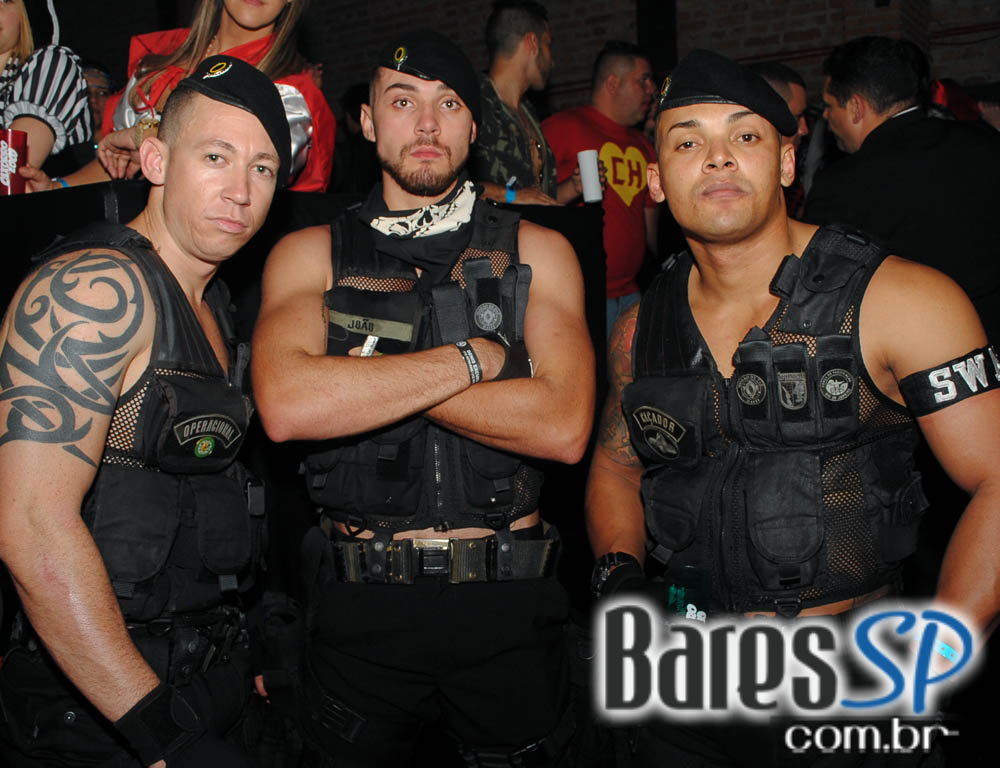 28º Caxorro Loco 2014 com festa Open Bar à fantasia no Via Matarazzo 28º Caxorro Loco 2014 com festa Open Bar à fantasia no Via Matarazzo