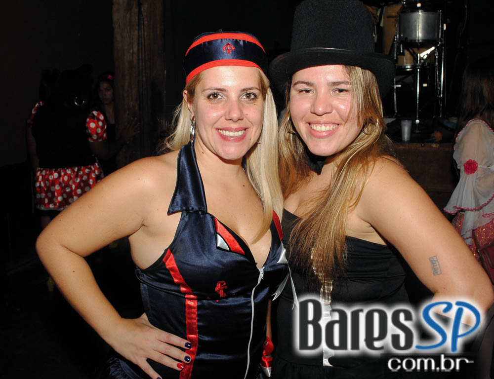 28º Caxorro Loco 2014 com festa Open Bar à fantasia no Via Matarazzo 28º Caxorro Loco 2014 com festa Open Bar à fantasia no Via Matarazzo