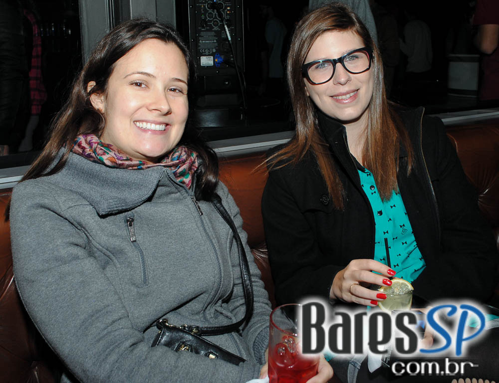 Lions Nightclub embalou o domingo com Metanol FM e Goth-Trad Music Official Lions Nightclub embalou o domingo com Metanol FM e Goth-Trad Music Official