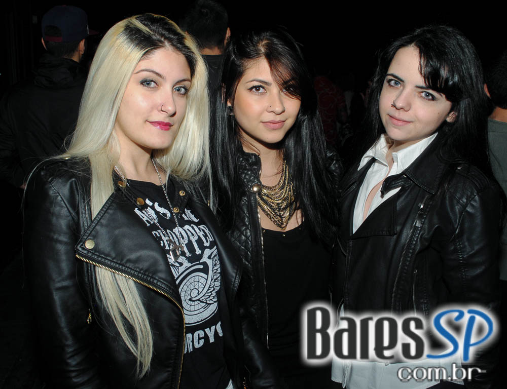 Lions Nightclub embalou o domingo com Metanol FM e Goth-Trad Music Official Lions Nightclub embalou o domingo com Metanol FM e Goth-Trad Music Official