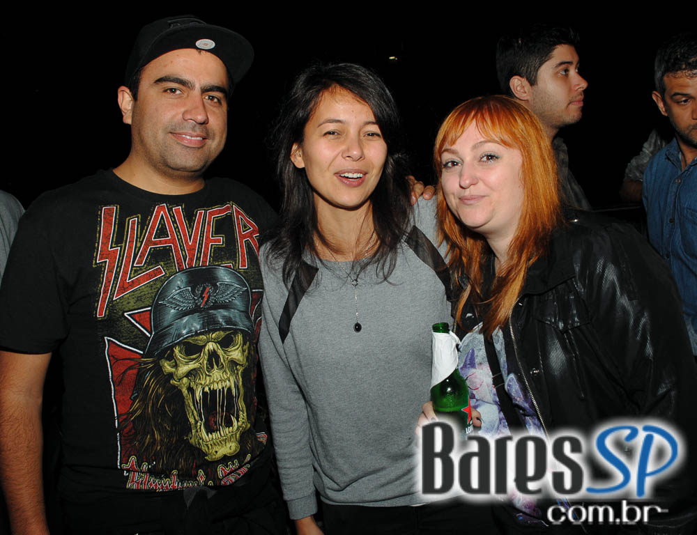 Lions Nightclub embalou o domingo com Metanol FM e Goth-Trad Music Official Lions Nightclub embalou o domingo com Metanol FM e Goth-Trad Music Official