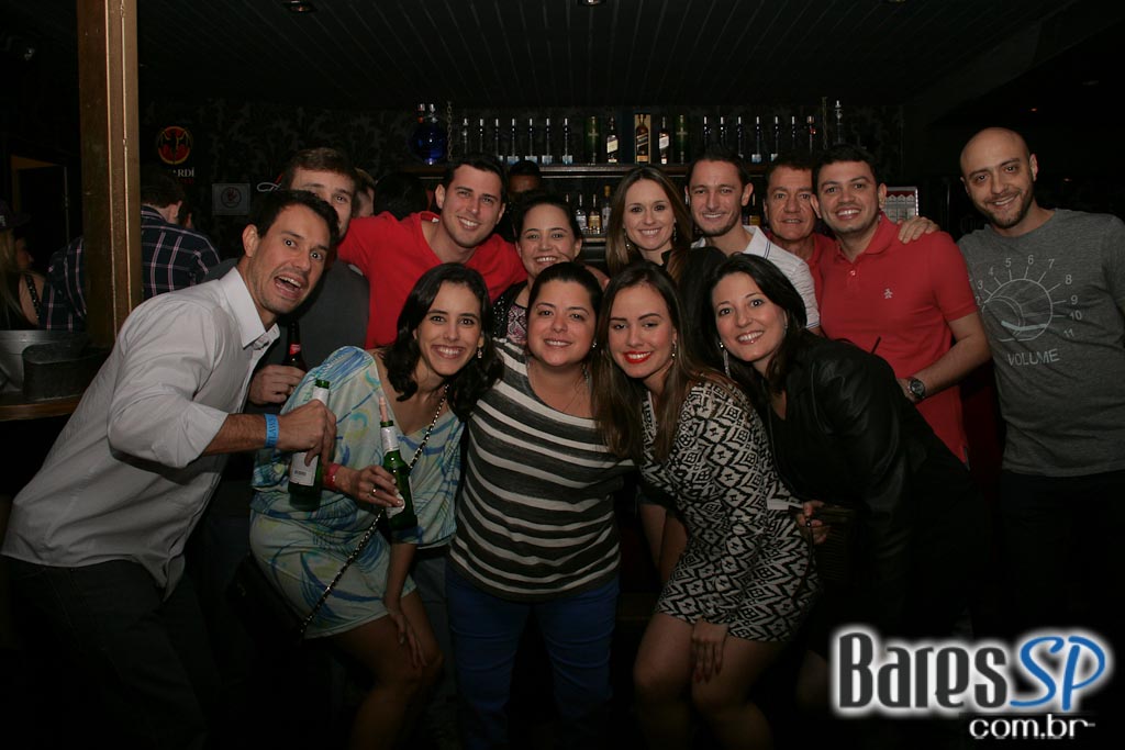 Mr. Catra comandou a quinta-feira com muito funk no Baile da Outlaws Mr. Catra comandou a quinta-feira com muito funk no Baile da Outlaws