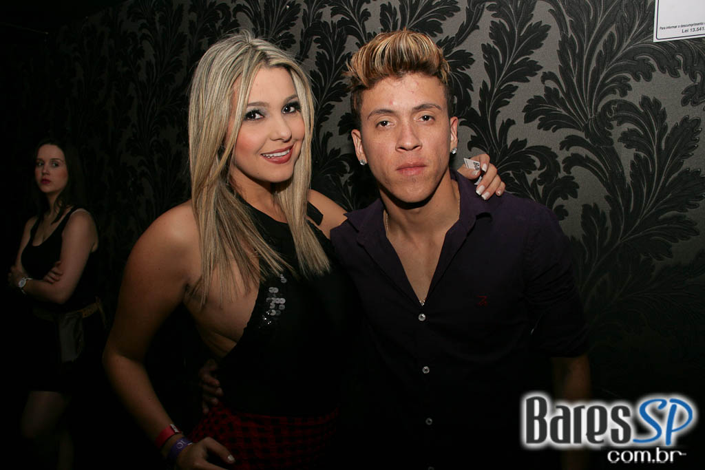 Mr. Catra comandou a quinta-feira com muito funk no Baile da Outlaws Mr. Catra comandou a quinta-feira com muito funk no Baile da Outlaws