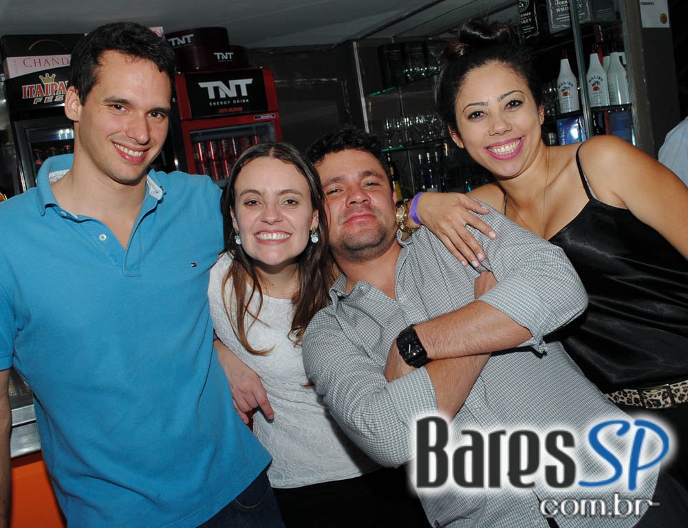 Acontece no Maevva a Sexta Hits com convidados especiais Acontece no Maevva a Sexta Hits com convidados especiais