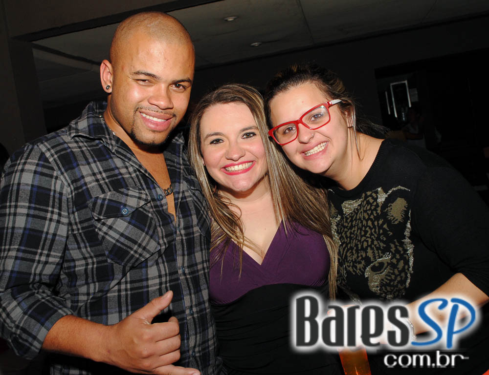 Acontece no Maevva a Sexta Hits com convidados especiais Acontece no Maevva a Sexta Hits com convidados especiais