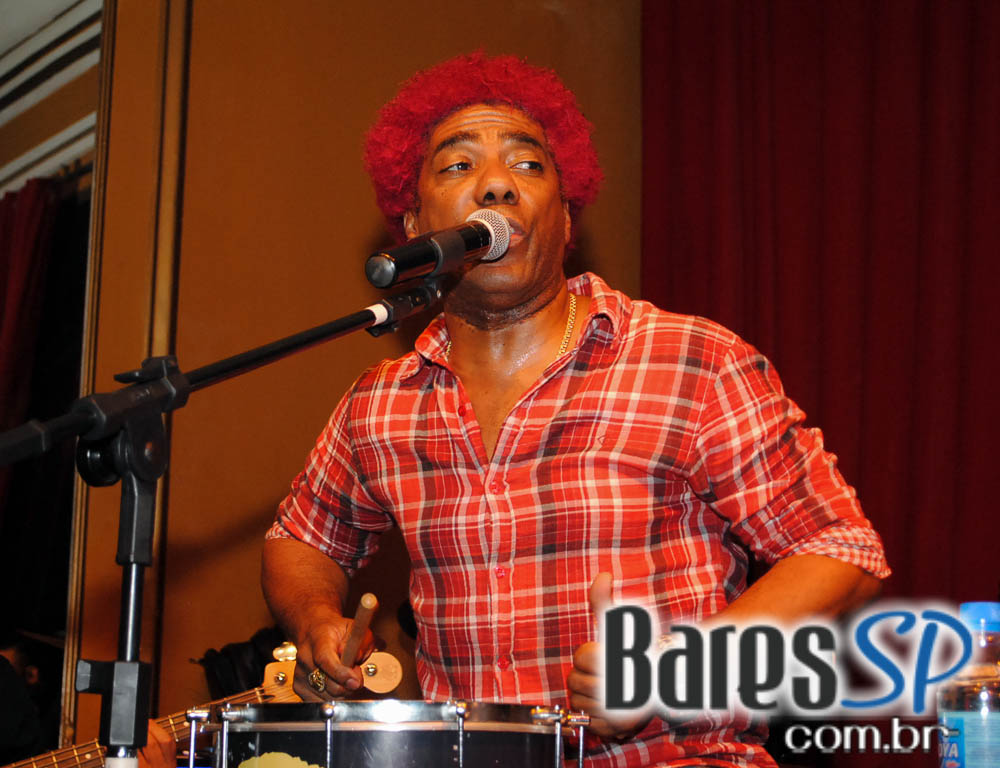 Ivo Meireles se apresentou no novo projeto do Bar Brahma Ivo Meireles se apresentou no novo projeto do Bar Brahma