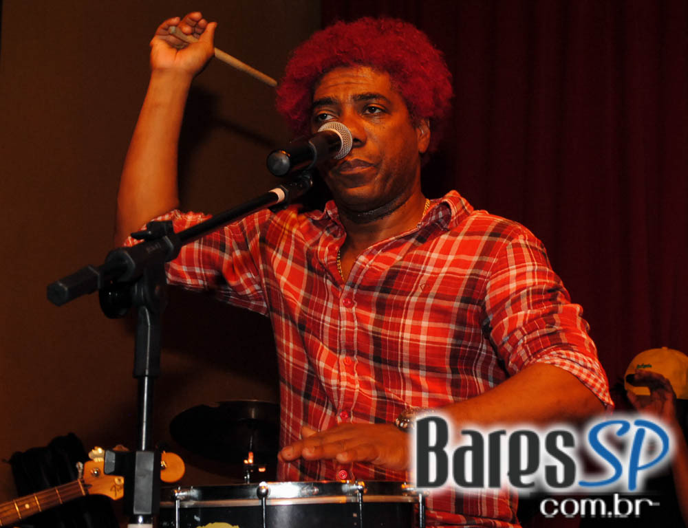 Ivo Meireles se apresentou no novo projeto do Bar Brahma Ivo Meireles se apresentou no novo projeto do Bar Brahma