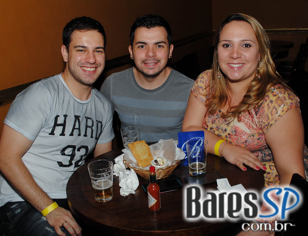 Ivo Meireles se apresentou no novo projeto do Bar Brahma Ivo Meireles se apresentou no novo projeto do Bar Brahma