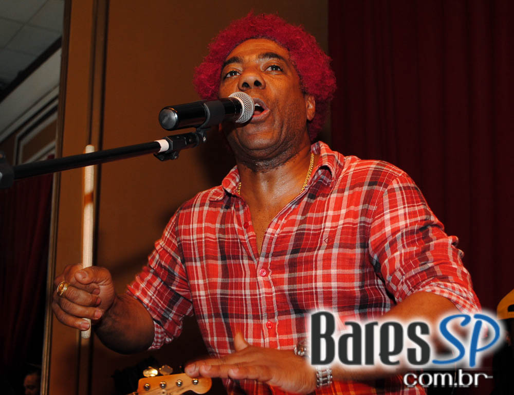 Ivo Meireles se apresentou no novo projeto do Bar Brahma Ivo Meireles se apresentou no novo projeto do Bar Brahma