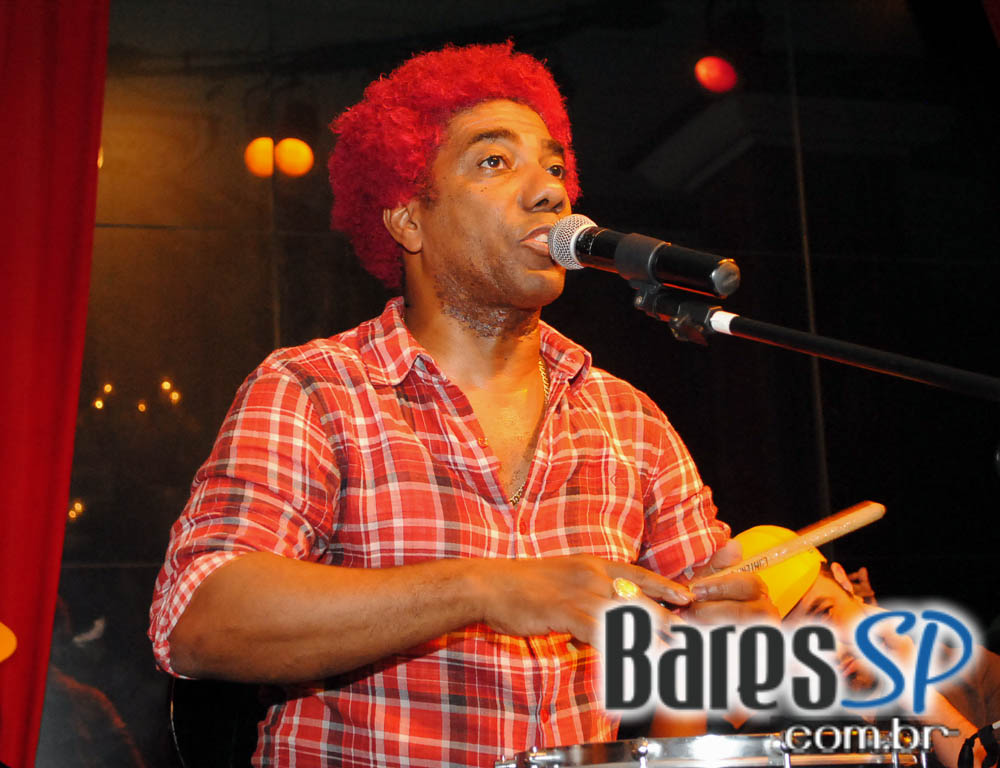 Ivo Meireles se apresentou no novo projeto do Bar Brahma Ivo Meireles se apresentou no novo projeto do Bar Brahma