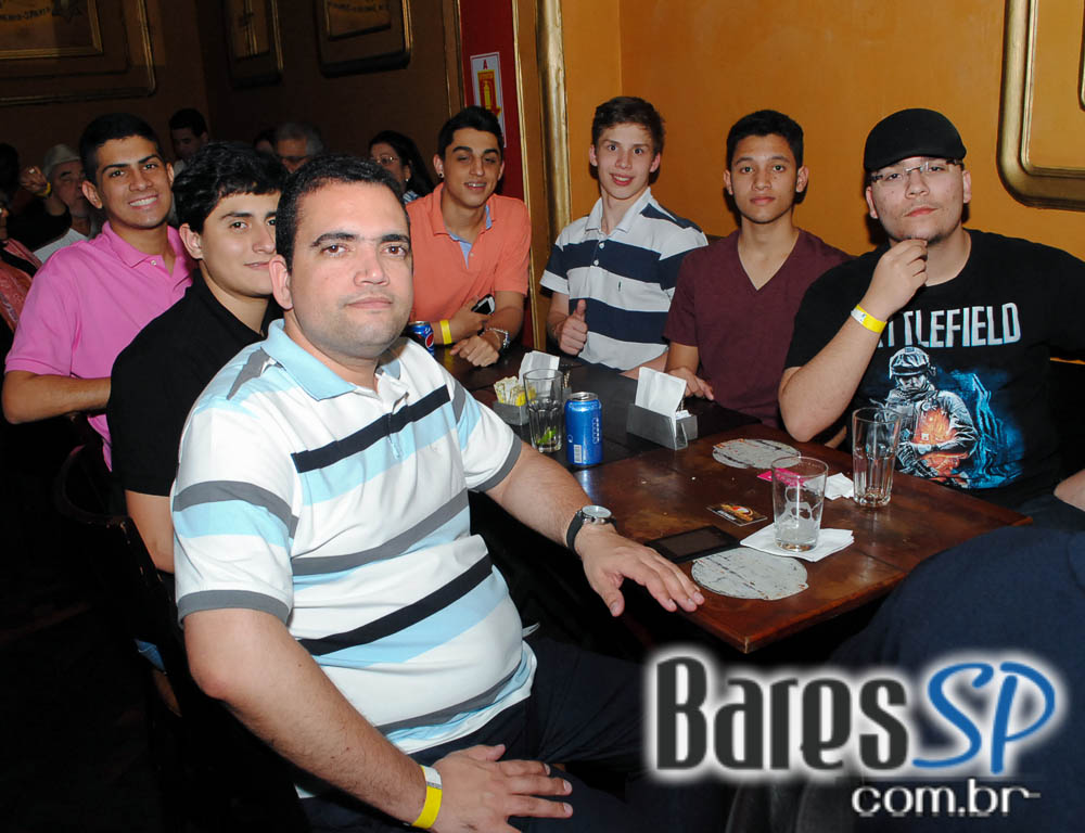 Ivo Meireles se apresentou no novo projeto do Bar Brahma Ivo Meireles se apresentou no novo projeto do Bar Brahma