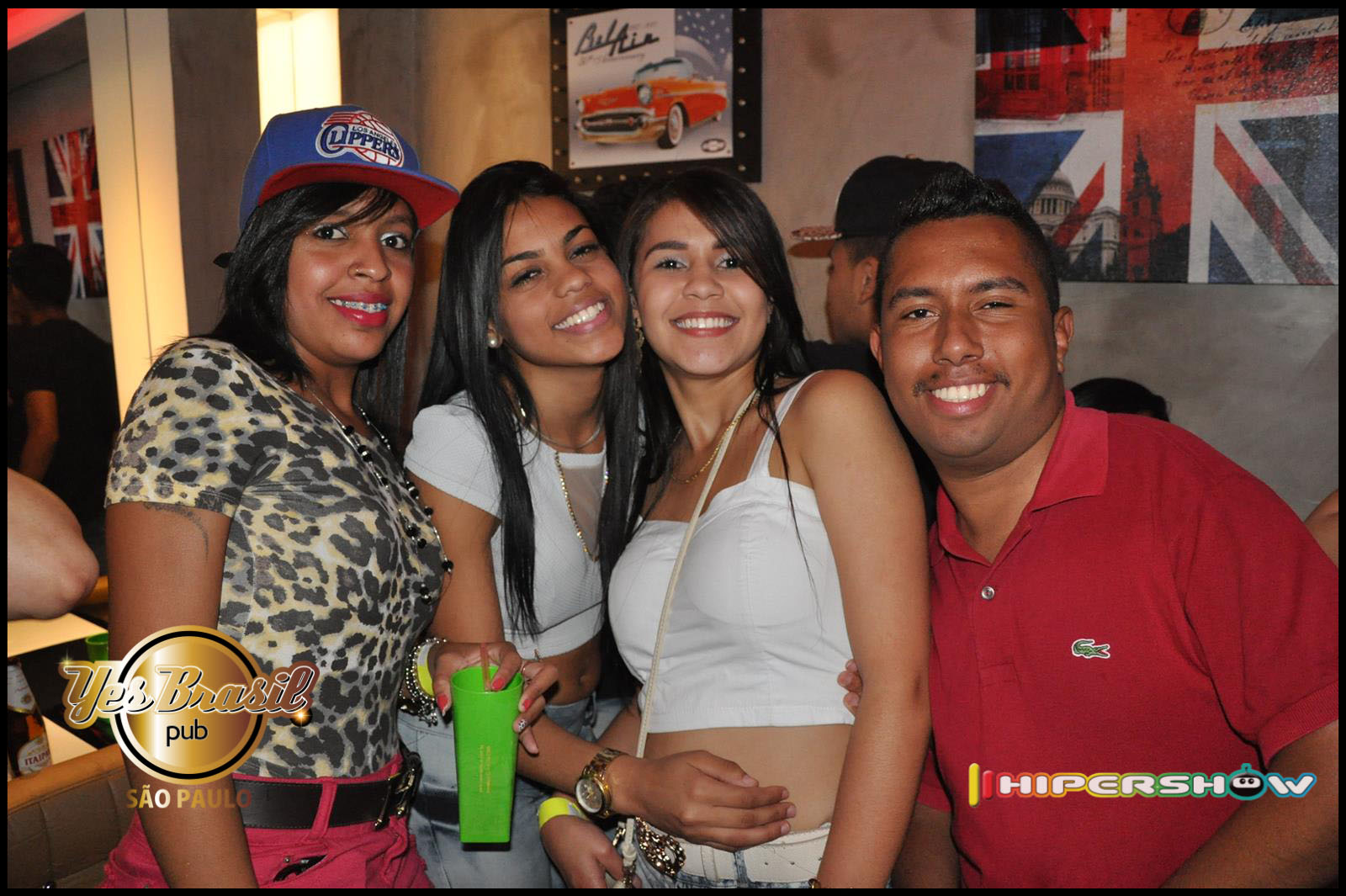 Edsonn e Enrique e Thiago Ferraz se apresentaram neste sábado no Yes Brasil Pub Edsonn e Enrique e Thiago Ferraz se apresentaram neste sábado no Yes Brasil Pub