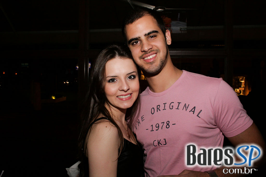 Noite Sertaneja aconteceu sob o comando de convidados no Maevva Bar Noite Sertaneja aconteceu sob o comando de convidados no Maevva Bar