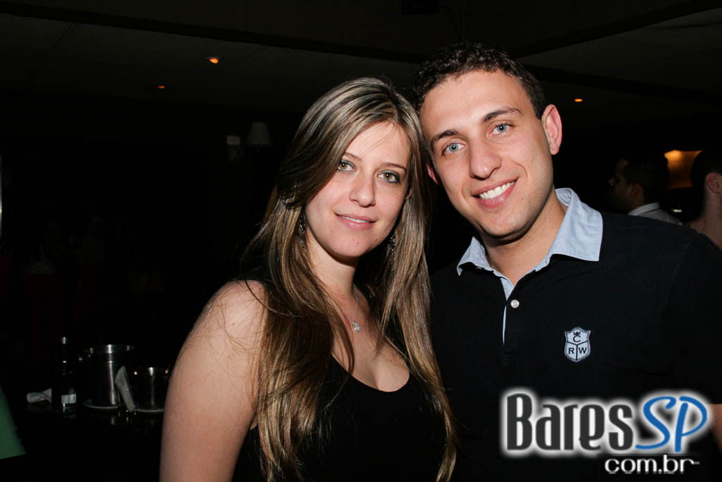 Noite Sertaneja aconteceu sob o comando de convidados no Maevva Bar Noite Sertaneja aconteceu sob o comando de convidados no Maevva Bar