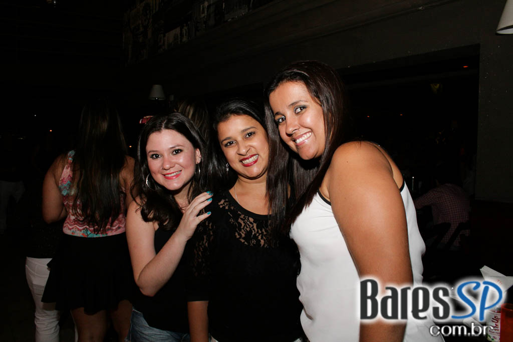 Noite Sertaneja aconteceu sob o comando de convidados no Maevva Bar Noite Sertaneja aconteceu sob o comando de convidados no Maevva Bar