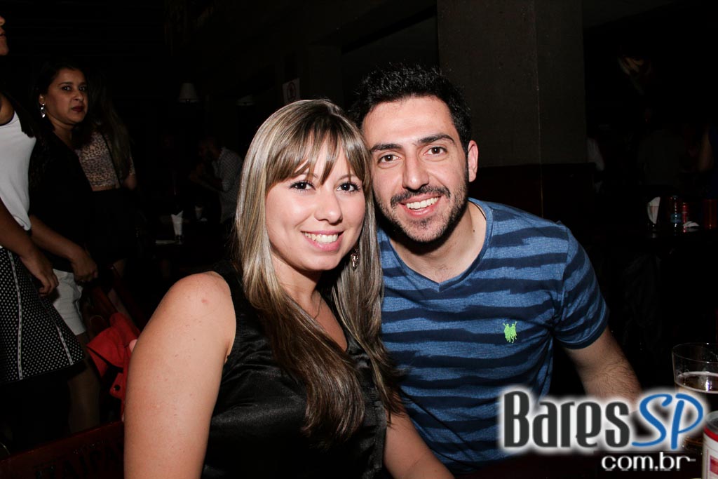 Noite Sertaneja aconteceu sob o comando de convidados no Maevva Bar Noite Sertaneja aconteceu sob o comando de convidados no Maevva Bar