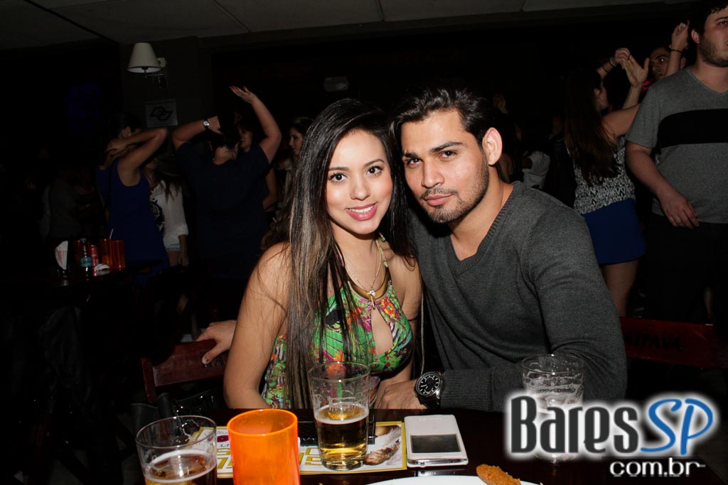 Noite Sertaneja aconteceu sob o comando de convidados no Maevva Bar Noite Sertaneja aconteceu sob o comando de convidados no Maevva Bar