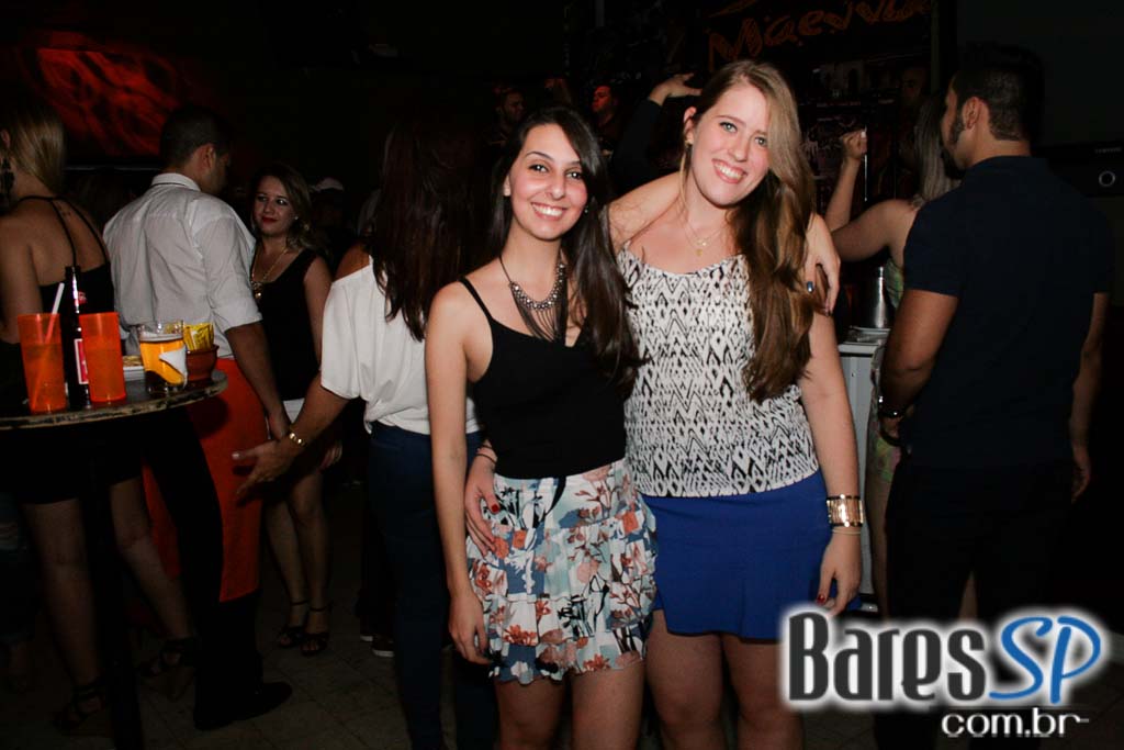 Noite Sertaneja aconteceu sob o comando de convidados no Maevva Bar Noite Sertaneja aconteceu sob o comando de convidados no Maevva Bar