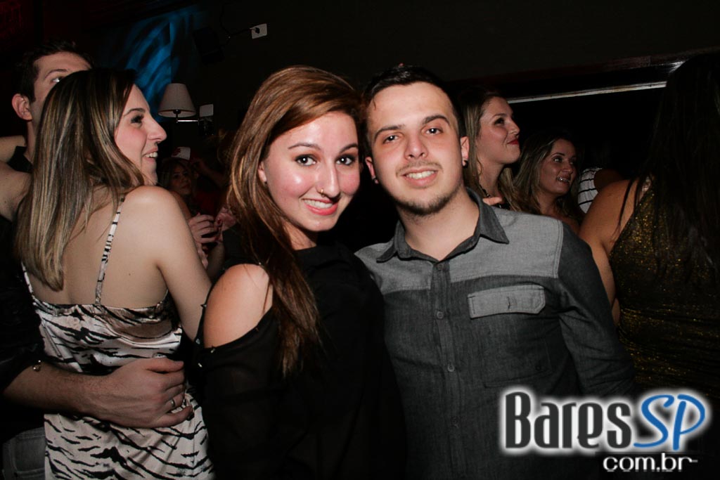 Noite Sertaneja aconteceu sob o comando de convidados no Maevva Bar Noite Sertaneja aconteceu sob o comando de convidados no Maevva Bar