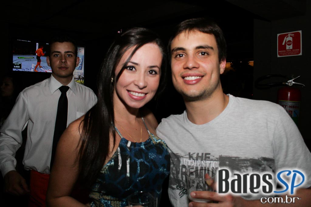 Noite Sertaneja aconteceu sob o comando de convidados no Maevva Bar Noite Sertaneja aconteceu sob o comando de convidados no Maevva Bar