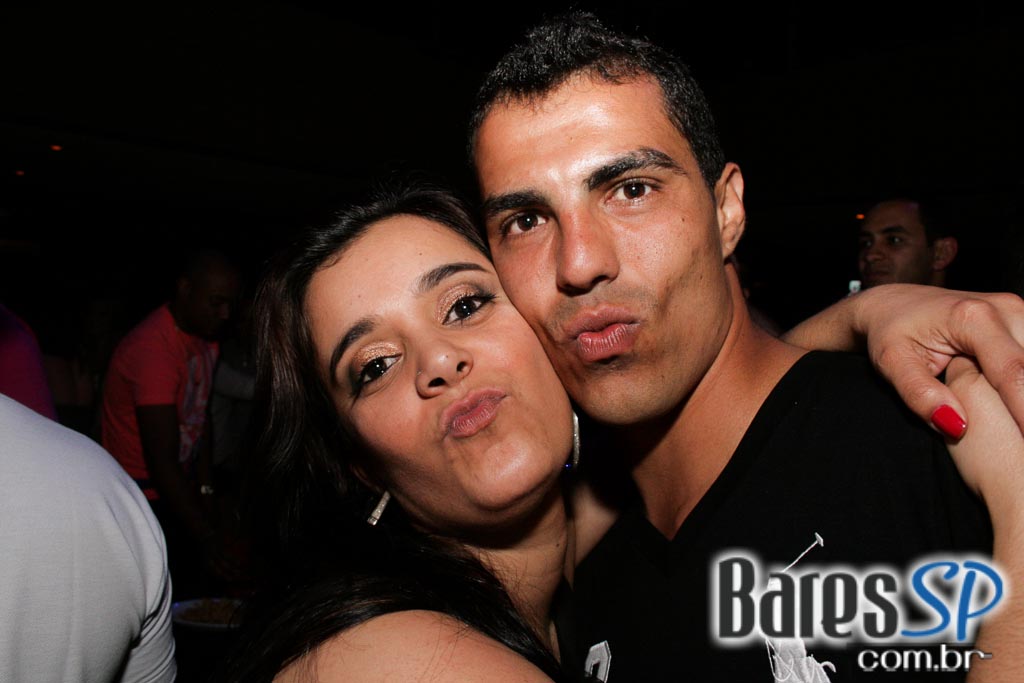 Noite Sertaneja aconteceu sob o comando de convidados no Maevva Bar Noite Sertaneja aconteceu sob o comando de convidados no Maevva Bar