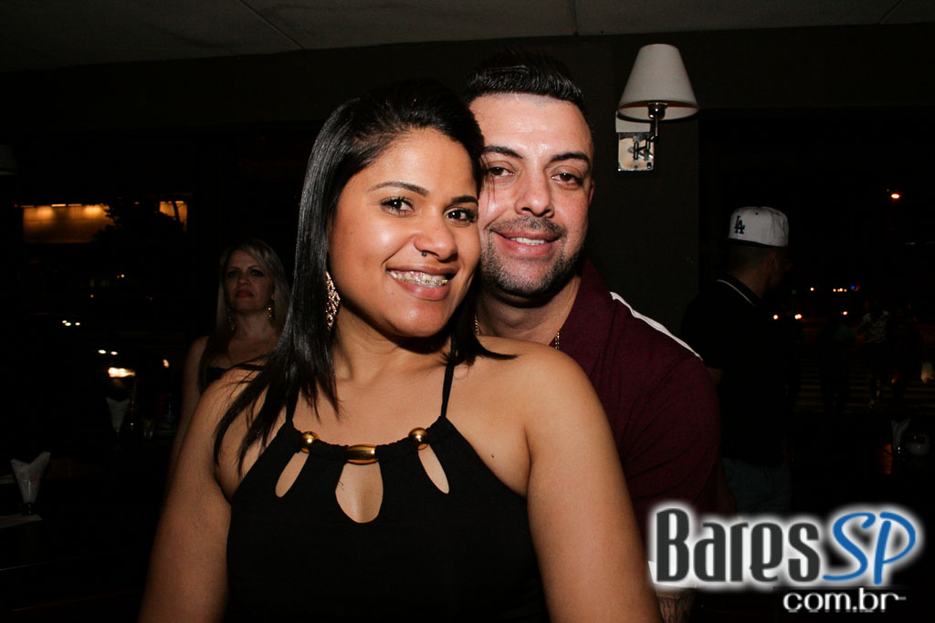 Noite Sertaneja aconteceu sob o comando de convidados no Maevva Bar Noite Sertaneja aconteceu sob o comando de convidados no Maevva Bar