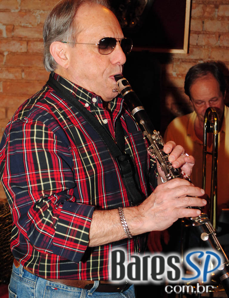 Madeleine recebeu o Tito Martino Jazz Band na quinta-feira Madeleine recebeu o Tito Martino Jazz Band na quinta-feira