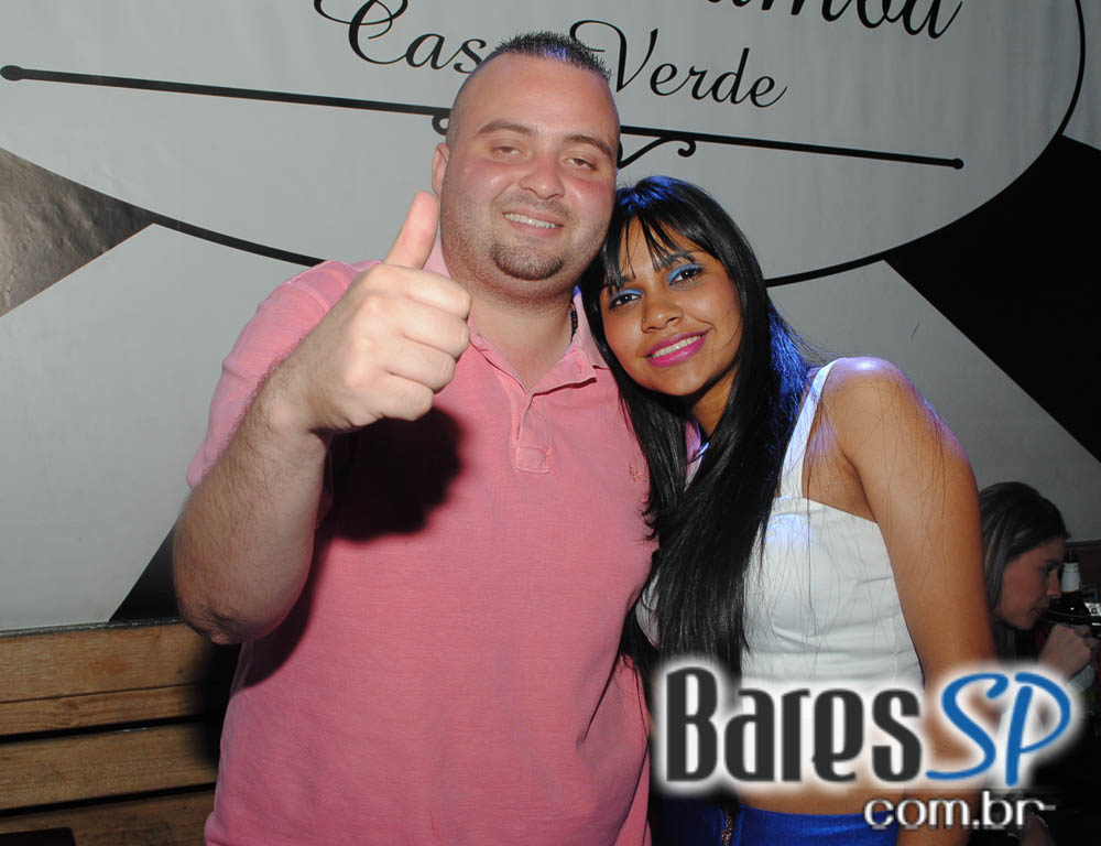 Domingo foi dia de curtir o som do grupo Batuque de Corda no Vila do Samba Domingo foi dia de curtir o som do grupo Batuque de Corda no Vila do Samba