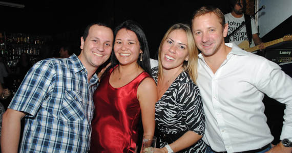 Bandas Kashimir, Faibe e Samba na sexta-feira no Piove