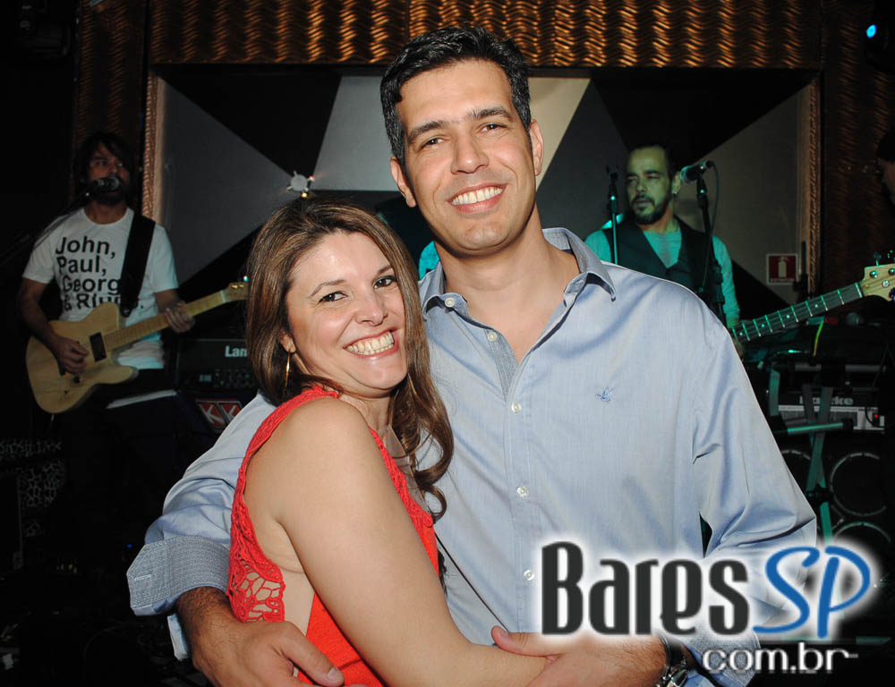 Bandas Kashimir, Faibe e Samba na sexta-feira no Piove Bandas Kashimir, Faibe e Samba na sexta-feira no Piove