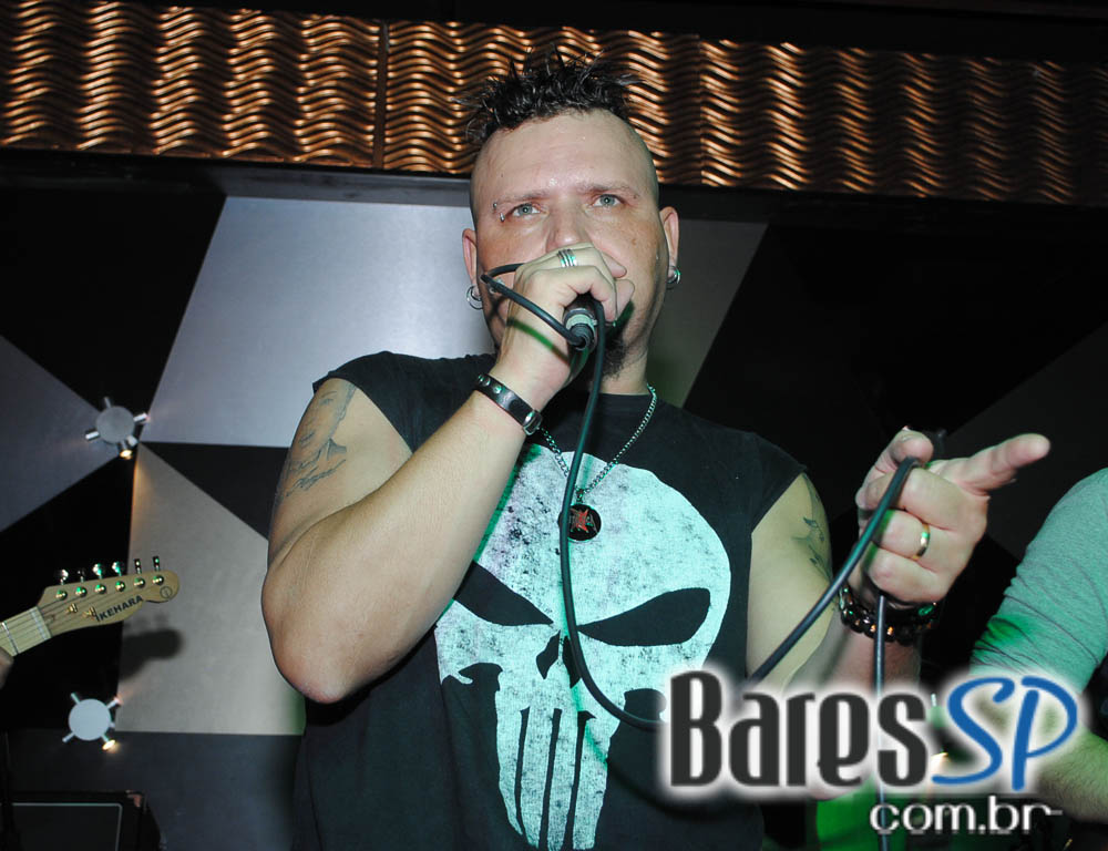 Bandas Kashimir, Faibe e Samba na sexta-feira no Piove Bandas Kashimir, Faibe e Samba na sexta-feira no Piove