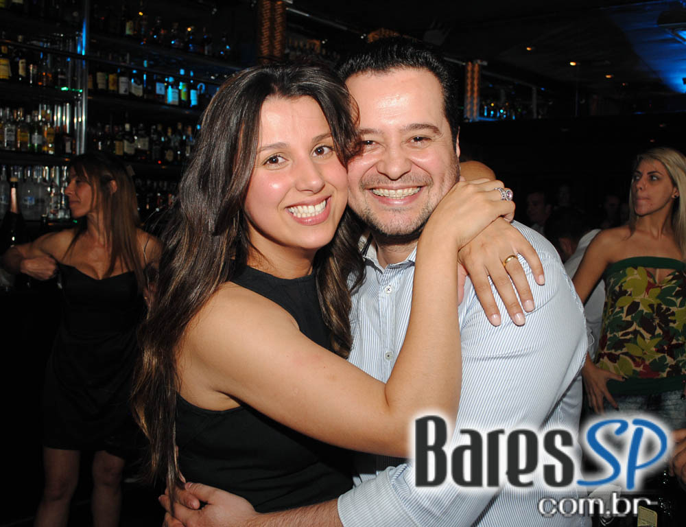 Bandas Kashimir, Faibe e Samba na sexta-feira no Piove Bandas Kashimir, Faibe e Samba na sexta-feira no Piove