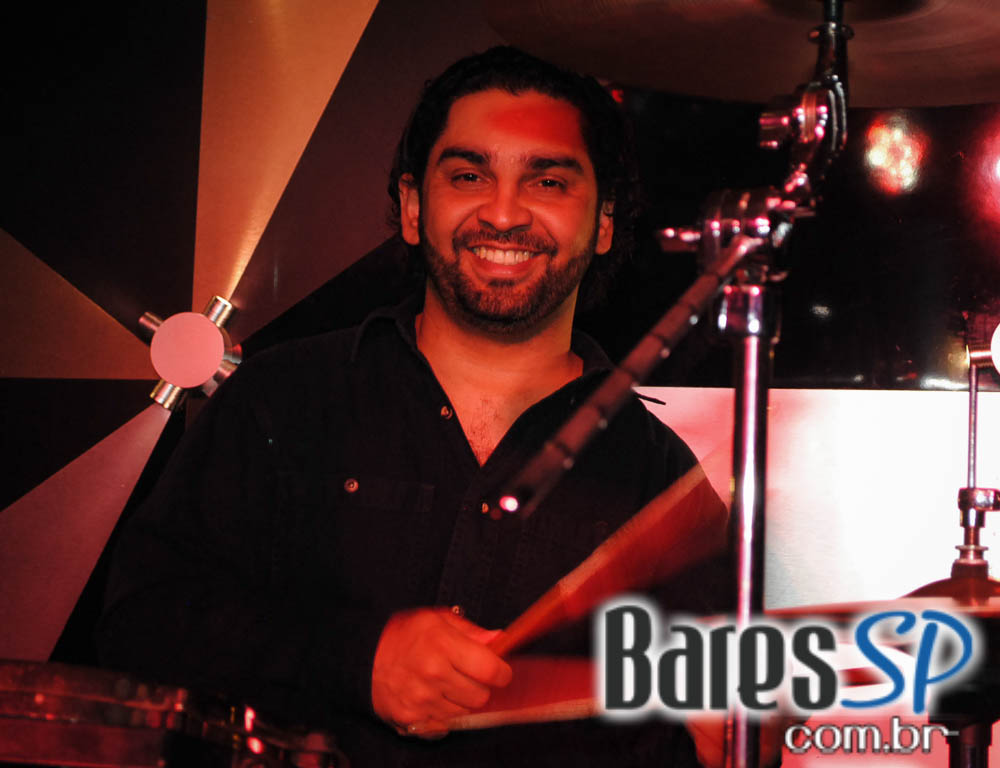 The Claps, Mekanica, Faibe e Samba agitou o sábado do Piove The Claps, Mekanica, Faibe e Samba agitou o sábado do Piove