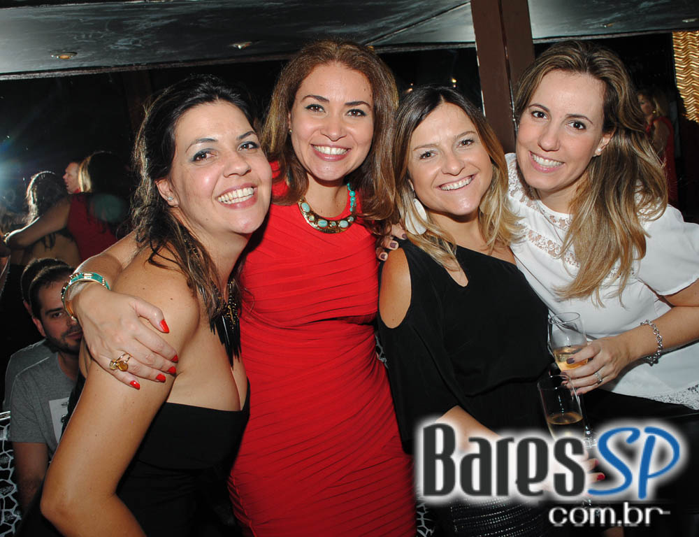 The Claps, Mekanica, Faibe e Samba agitou o sábado do Piove The Claps, Mekanica, Faibe e Samba agitou o sábado do Piove