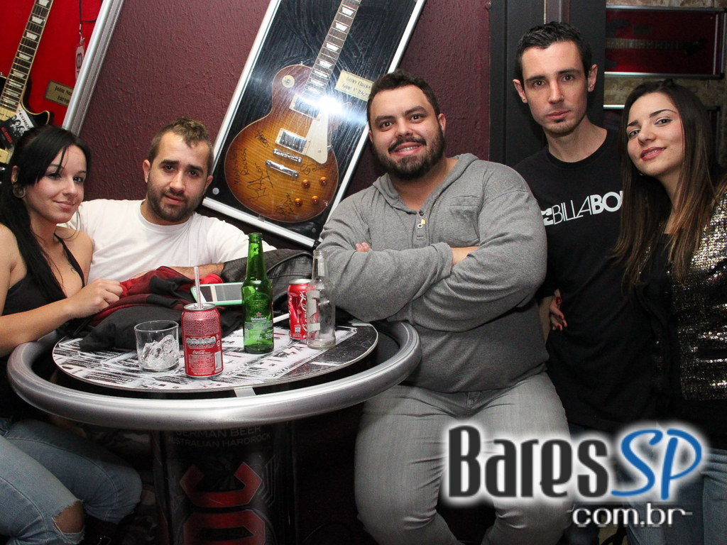 Atrações especiais com bandas covers na sexta-feira no Manifesto Bar Atrações especiais com bandas covers na sexta-feira no Manifesto Bar