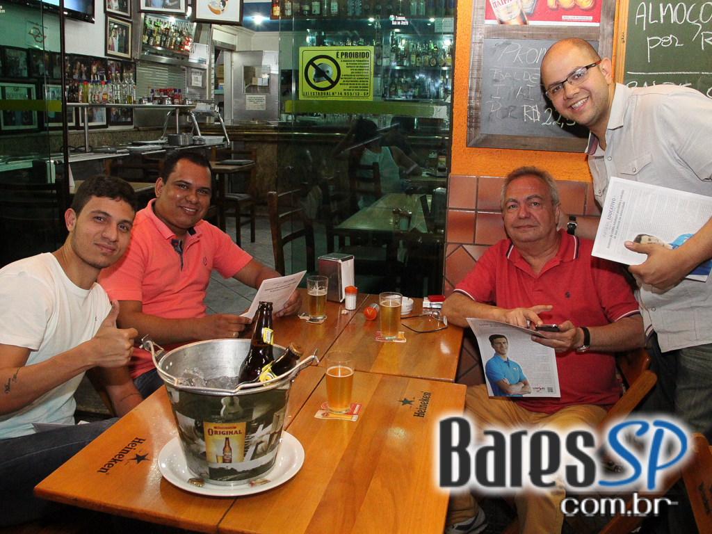 Famoso Bar do Justo ofereceu happy hour descontraído - Unisal Famoso Bar do Justo ofereceu happy hour descontraído - Unisal