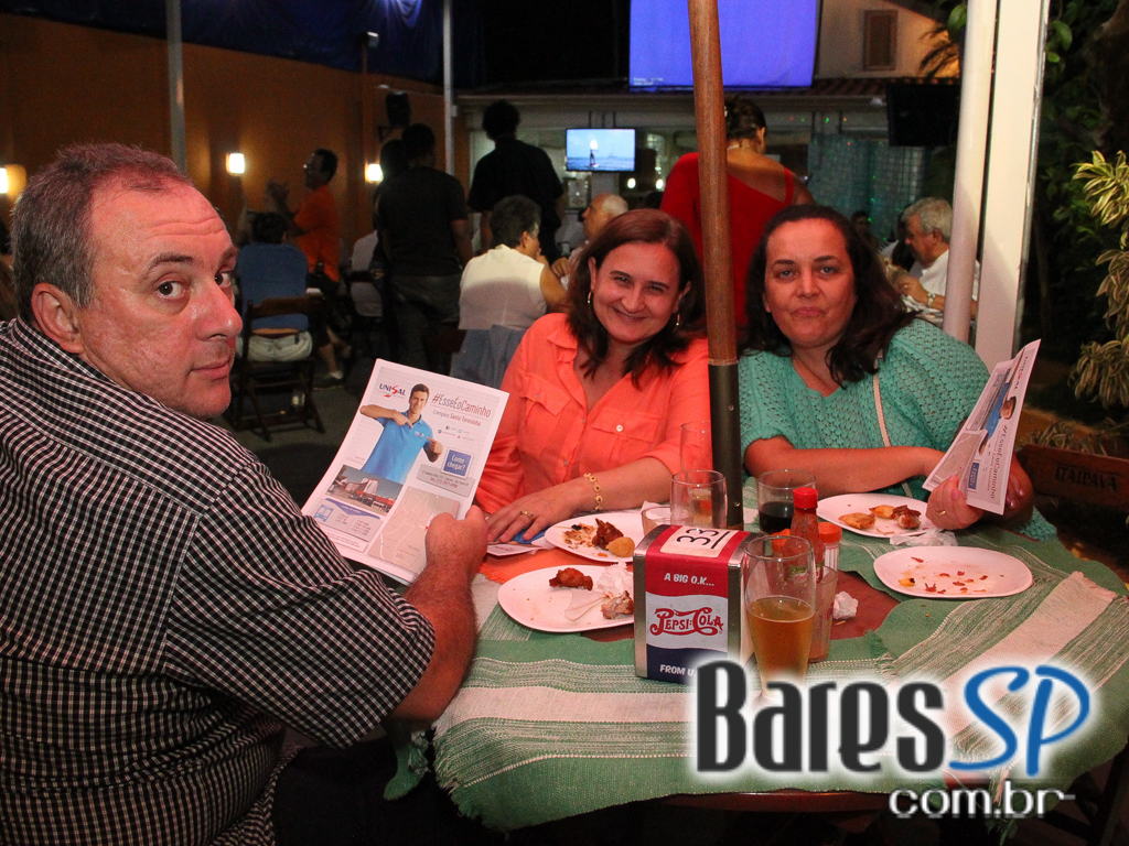 Aldeias ofereceu happy hour com diversas opções de drinks e rodízio de petiscos - Unisal Aldeias ofereceu happy hour com diversas opções de drinks e rodízio de petiscos - Unisal