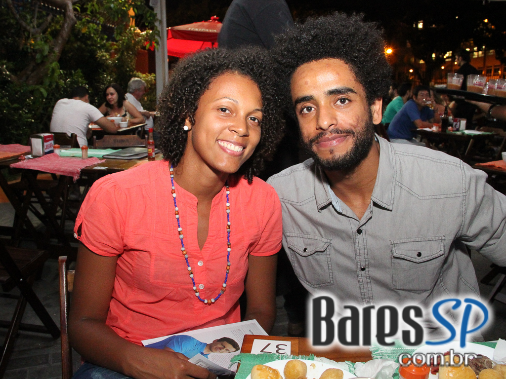 Aldeias ofereceu happy hour com diversas opções de drinks e rodízio de petiscos - Unisal Aldeias ofereceu happy hour com diversas opções de drinks e rodízio de petiscos - Unisal