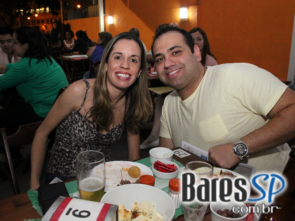 Aldeias ofereceu happy hour com diversas opções de drinks e rodízio de petiscos - Unisal Aldeias ofereceu happy hour com diversas opções de drinks e rodízio de petiscos - Unisal