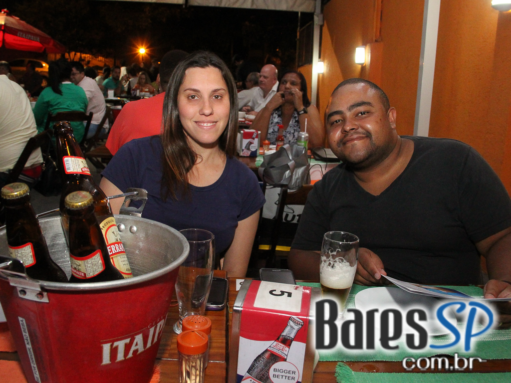 Aldeias ofereceu happy hour com diversas opções de drinks e rodízio de petiscos - Unisal Aldeias ofereceu happy hour com diversas opções de drinks e rodízio de petiscos - Unisal
