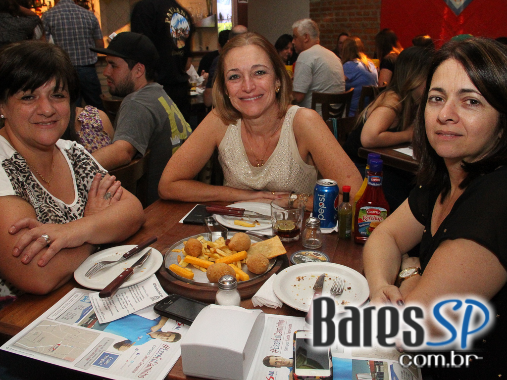 Caetano's Bar tem música alemã ao vivo para acompanhar a cerveja Paulaner - Unisal Caetano's Bar tem música alemã ao vivo para acompanhar a cerveja Paulaner - Unisal
