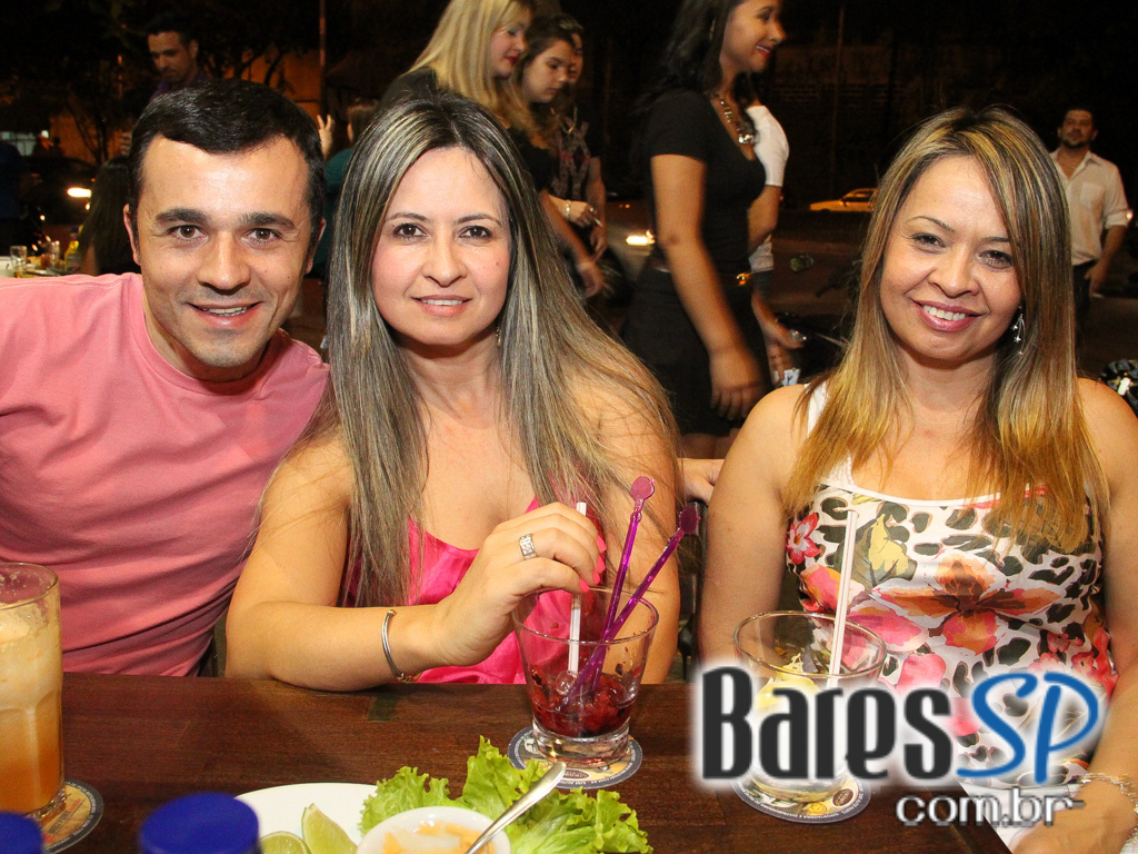 Caetano's Bar tem música alemã ao vivo para acompanhar a cerveja Paulaner - Unisal Caetano's Bar tem música alemã ao vivo para acompanhar a cerveja Paulaner - Unisal