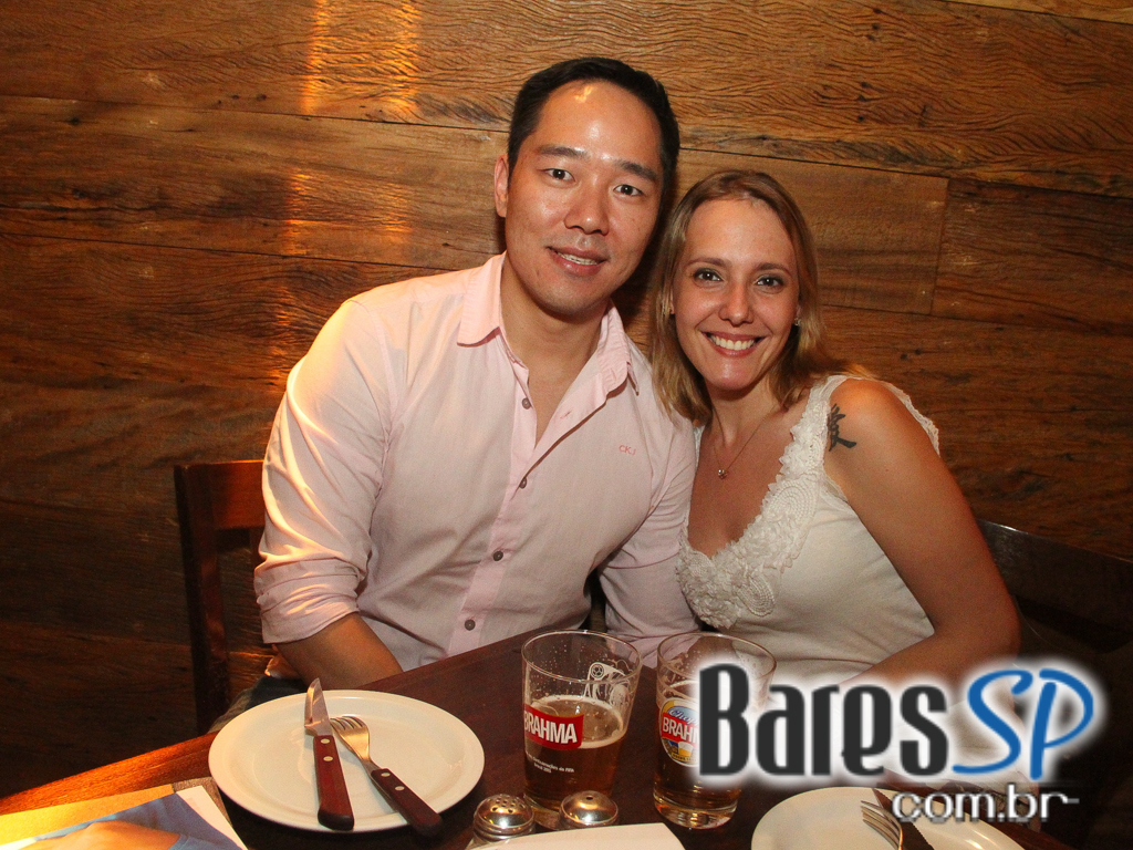 Caetano's Bar tem música alemã ao vivo para acompanhar a cerveja Paulaner - Unisal Caetano's Bar tem música alemã ao vivo para acompanhar a cerveja Paulaner - Unisal