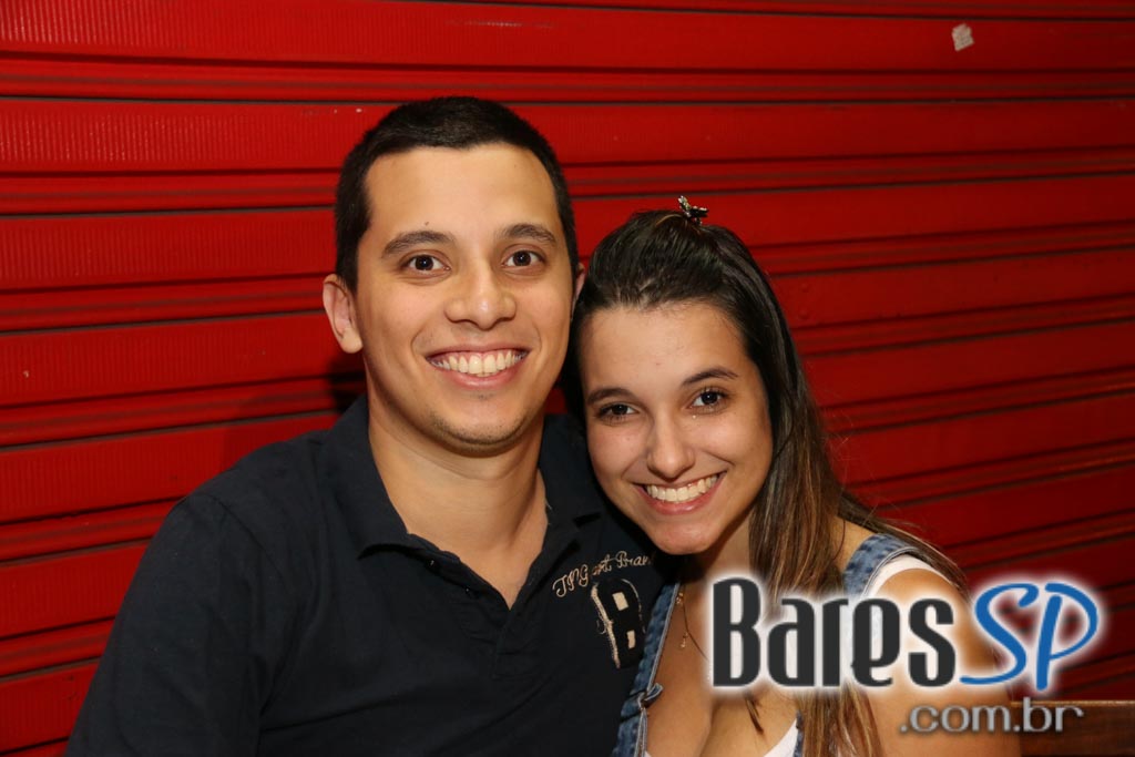 Caetano's Bar tocou música alemã ao vivo para acompanhar a cerveja Paulaner - Unisal Caetano's Bar tocou música alemã ao vivo para acompanhar a cerveja Paulaner - Unisal