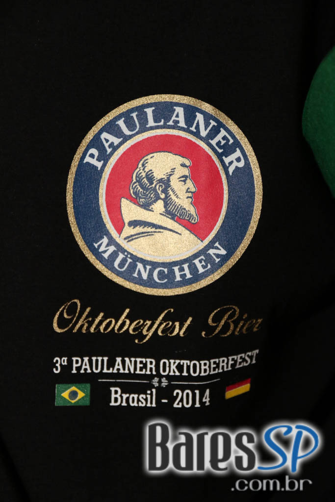 Caetano's Bar tocou música alemã ao vivo para acompanhar a cerveja Paulaner - Unisal Caetano's Bar tocou música alemã ao vivo para acompanhar a cerveja Paulaner - Unisal